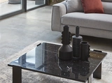 Tavolino Melbourne con top in marmo di Rosini Divani