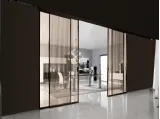 Porta per interni scorrevole in vetro bronzato e telaio in alluminio Absolute 004 di Unico Italia