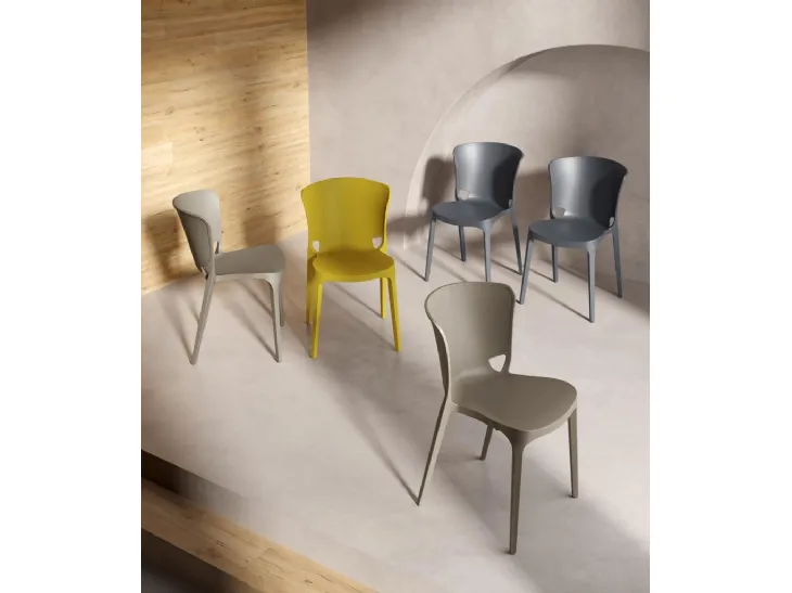 Sedia impilabile Aura di MaxHome