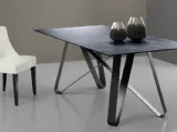Sedia imbottita con gambe in legno Emma di Eurosedia
