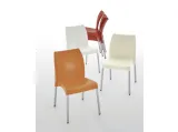 Sedia impilabile Marisol in polipropilene con gambe in metallo di Eurosedia