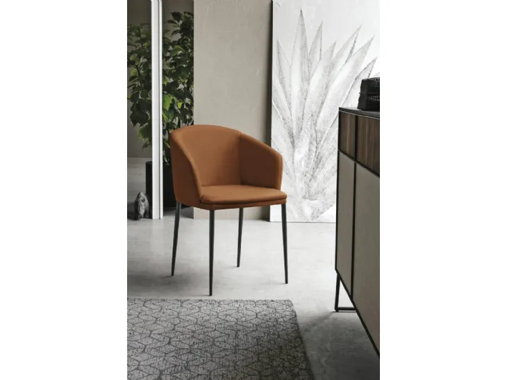 Sedia con braccioli Sofia poltroncina in pelle imbottita di Sedit