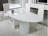Tavolo ovale in vetro verniciato bianco Bea di Unico Italia