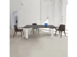 Tavolo rettangolare in vetro ceramica e base in alluminio verniciato Inedito di Unico Italia