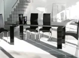 Tavolo Step nero in vetro di Unico Italia