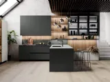 Cucina Design angolare in laccato opaco grigio e top in gres Menta 03 di Miton