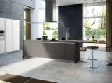 Cucina moderna Avantgarde Grigio Londra e Bianco di Atra Cucine