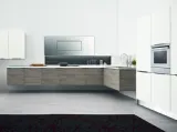 Cucina Moderna angolare sospesa in larix grigio e bianco opaco Cloe 11 di Mobilegno