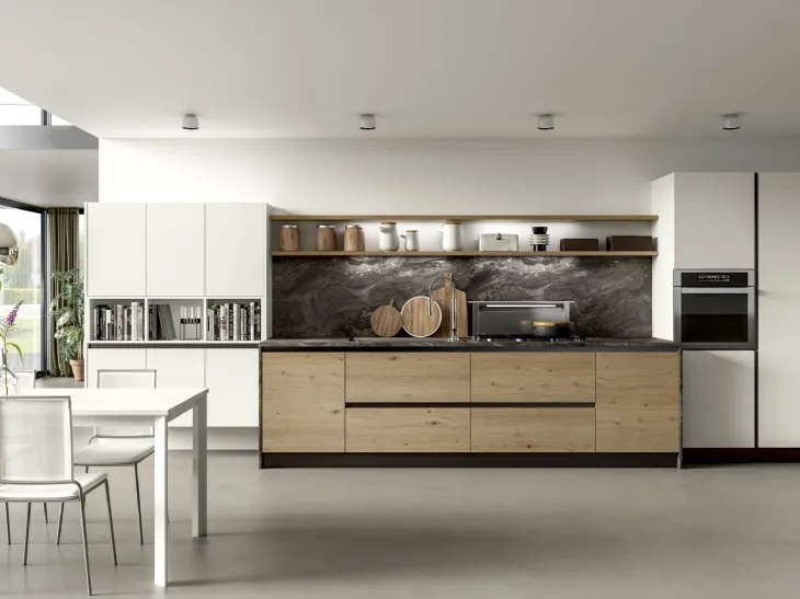 Cucina Moderna lineare Essenza in Rovere e laccato Bianco di Atra Cucine