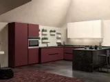 Cucina Moderna angolare con penisola System 22 Rosso Jaipur e Bianco di Atra Cucine